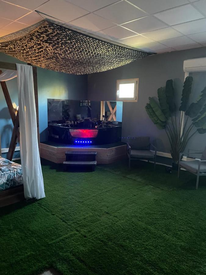L'Entrepot Secret Hotel Nîmes Kültér fotó