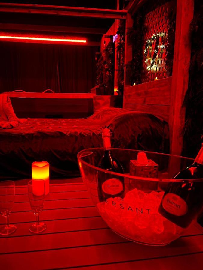 L'Entrepot Secret Hotel Nîmes Kültér fotó